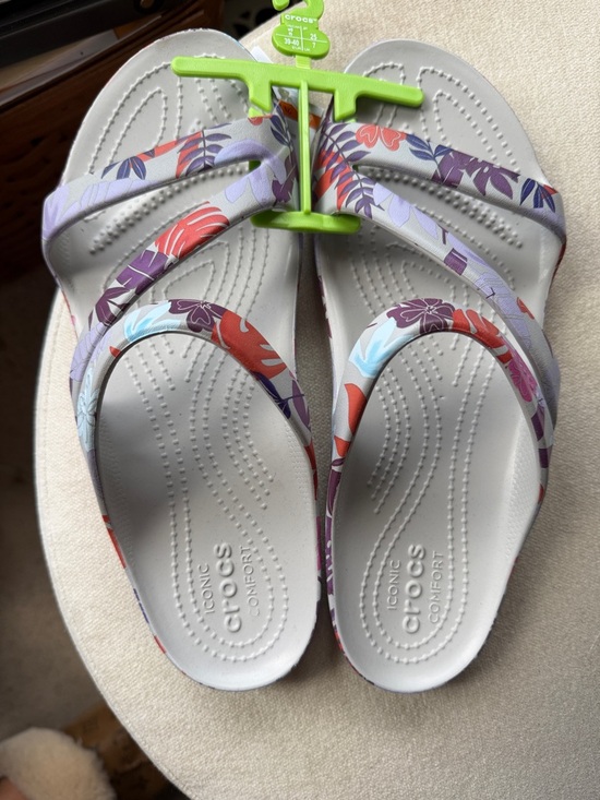 CROCS Shoes - CROCS White Flip Sandals with Multicolor Floral Straps